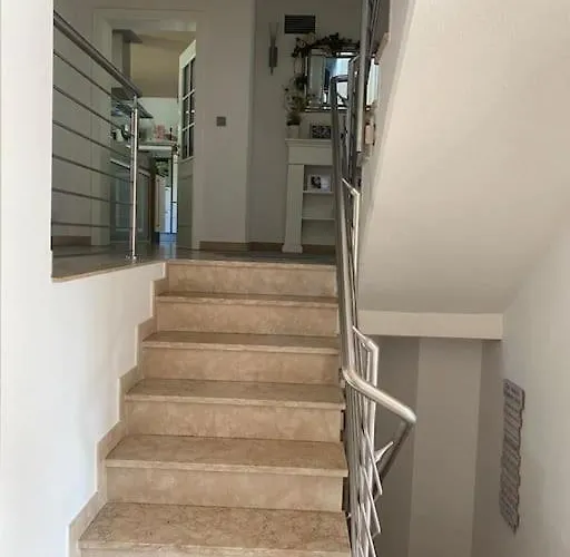 Holiday home Residenz Jaeger 3 Schlafzimmer Lohfelden