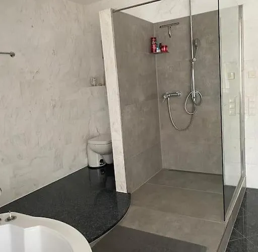 Residenz Jaeger 3 Schlafzimmer Lohfelden